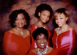 Pastor Cassandra, Mother Naomi Hilliard, & Daughters Garelyn & Gabrielle